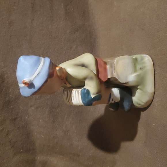 Vintage Porcelain Boy Figurine with Accordion 5in - Picture 4 of 4
